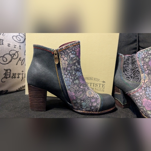 L'ARTISTE Melvina Bootie Women's size 8.5 US 39 UE - Picture 4 of 10